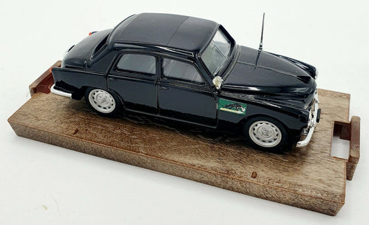 EBOND Modellino Alfaromeo - Polizia 1900-1950 - HP90 - R91 - BRUMM - 1:43 - S035.