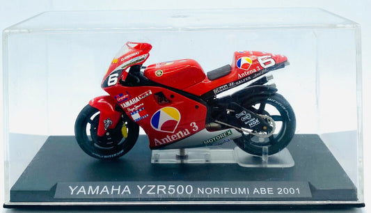 EBOND Modellino Yamaha YZR500 - Norifumi Abe 2001 - Die Cast - 1:24 - 0219