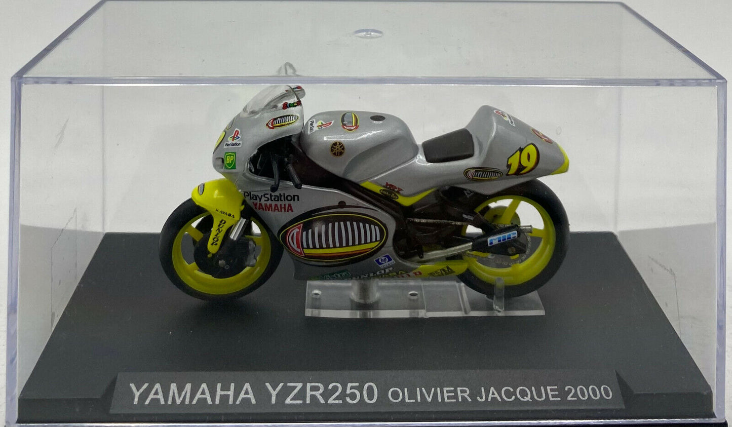 EBOND Modellino Yamaha YZR250 olivier Jacque - 2000 - Die Cast - 1:24 - 0154