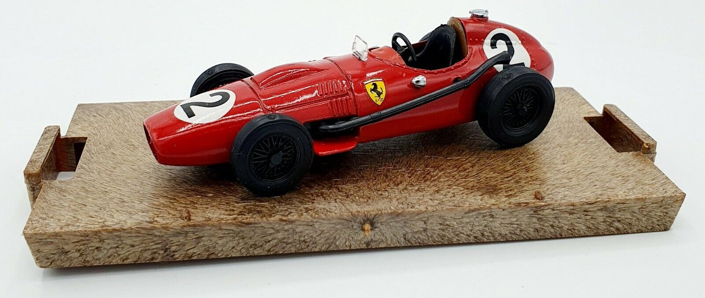 EBOND Modellino Ferrari D246 HP 215 1957 Brumm R68 S030.