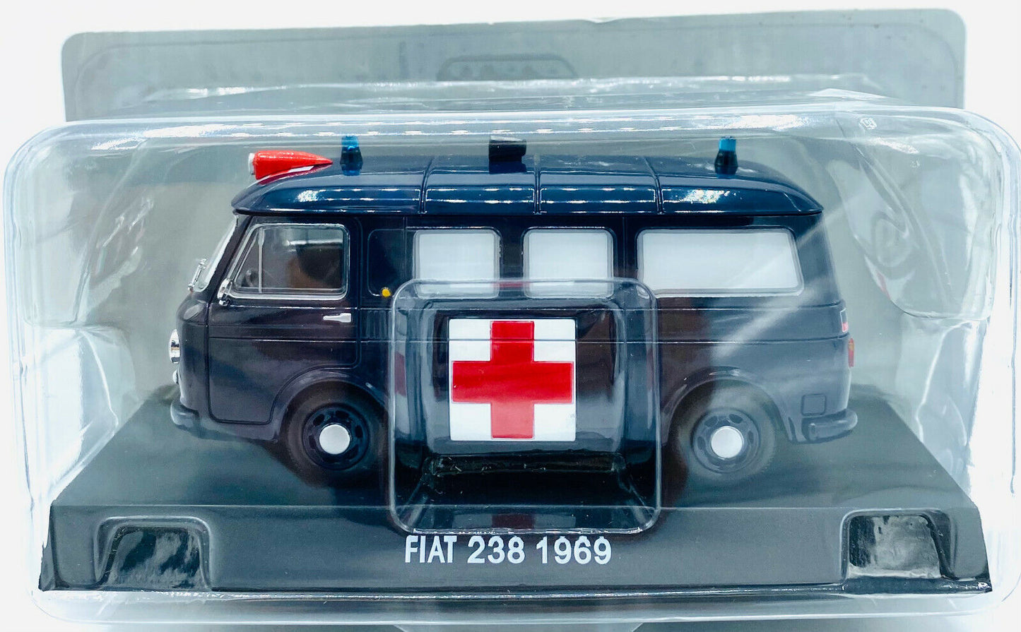 EBOND Modellino Fiat 238 Ambulanza - 1969 - Carabinieri - Die Cast - 1:43 - 0176