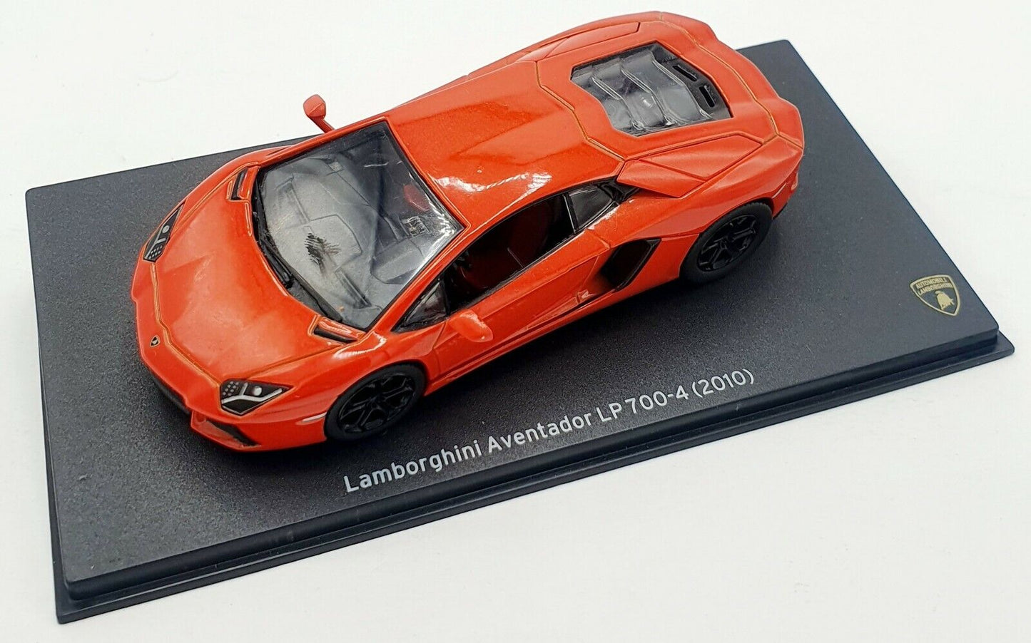 EBOND Lam borghi ni Aventador LP 700-4 - 2010 - Die cast - 1:43 S031.