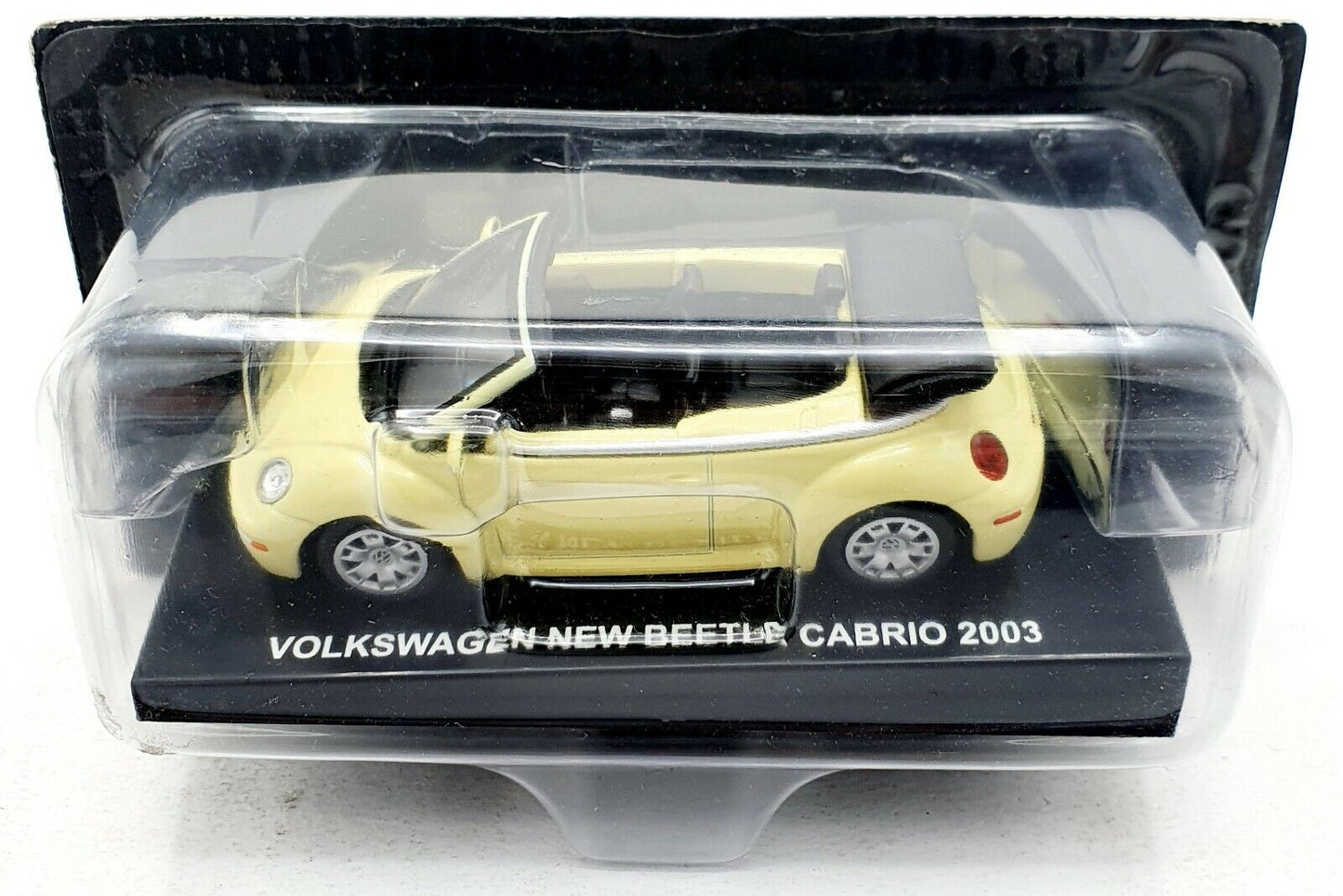 EBOND Modellino Volkswagen New Beetle Cabrio 2003 - giallo -Die cast -1:43-0082.