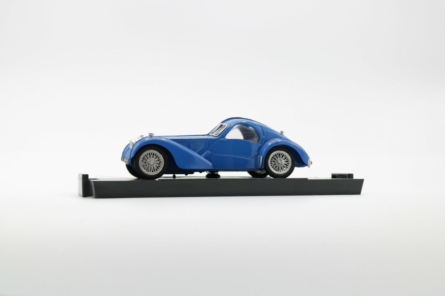 EBOND Bugatti 57S Coupe 1934-1936 HP165 Brumm R 87 Scala 1:43 S028.