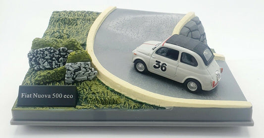 EBOND Modellino Auto Fiat Nuova 500 eco Diorama Scala 1:43 - 0061