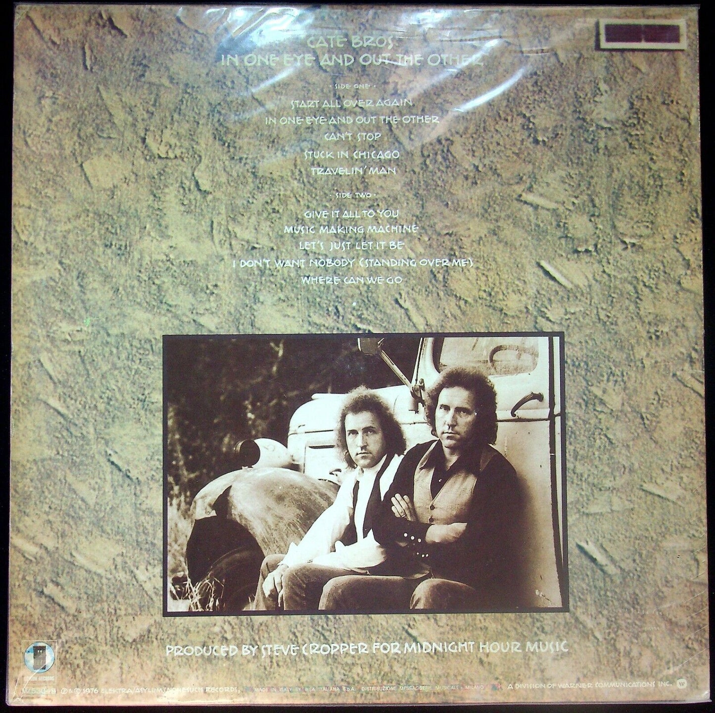 EBOND Cate Bros. - In One Eye And Out The Other Vinile V059077