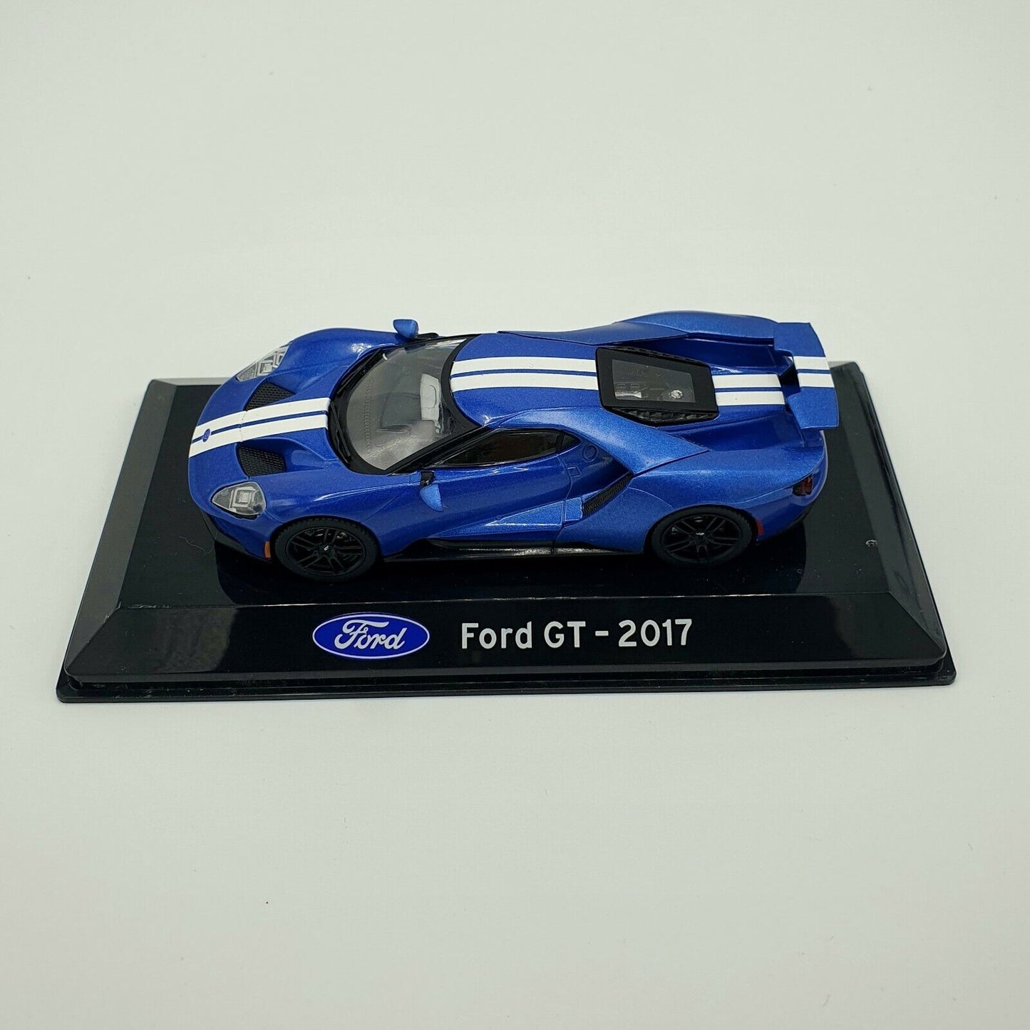 EBOND Modellino Auto Ford GT - 2017 Scala 1:43 - S010.