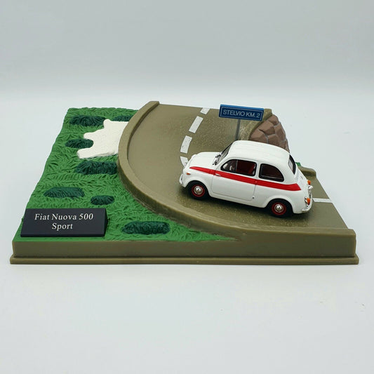 EBOND Modellino Auto Fiat Nuova 500 Sport diorama Scala 1:43 - S022.