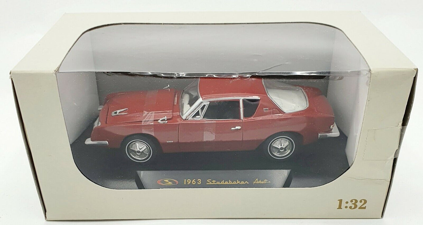 EBOND Modellino 1963 Studebaker - Singnature - Scala 1:32 S031.