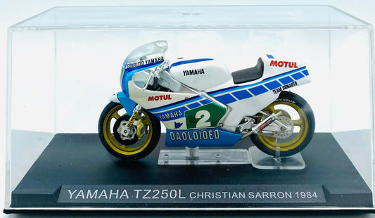 EBOND Modellino Yamaha TZ250L Christian Sarron - 1984 - Die Cast - 1:24 - 0173