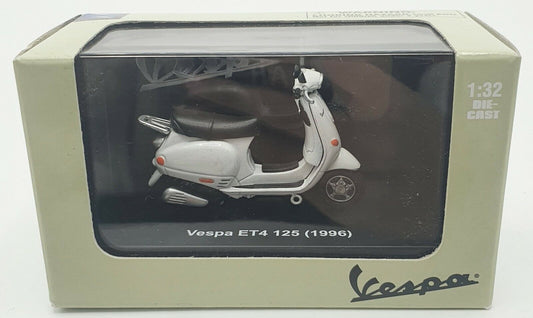 EBOND Moto Vespa ET4 125 - (1996) - Die cast - Scala 1:32 - S021.