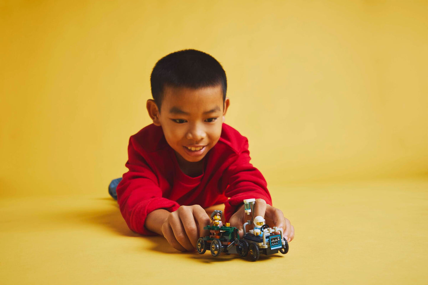 LEGO 60459 Pack veicoli da corsa: aereo contro letto d’ospedale