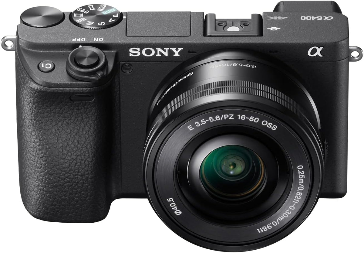 Sony Alpha 6400 con obiettivo 16-50