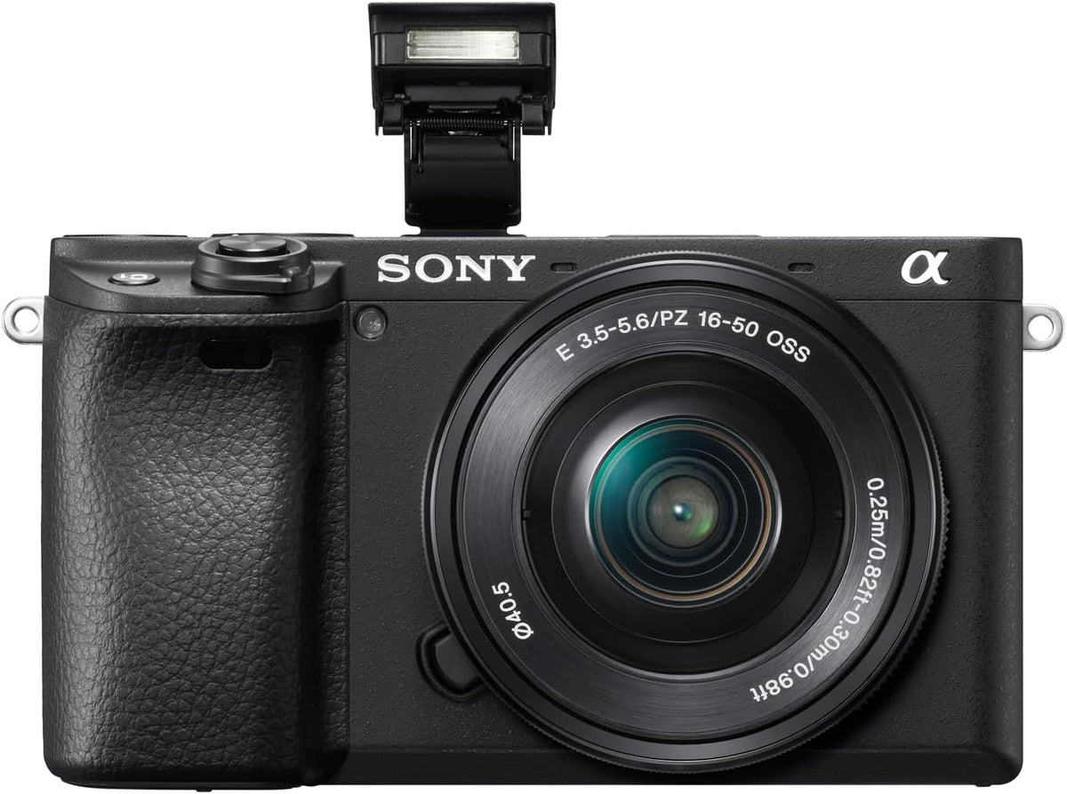 Sony Alpha 6400 con obiettivo 16-50
