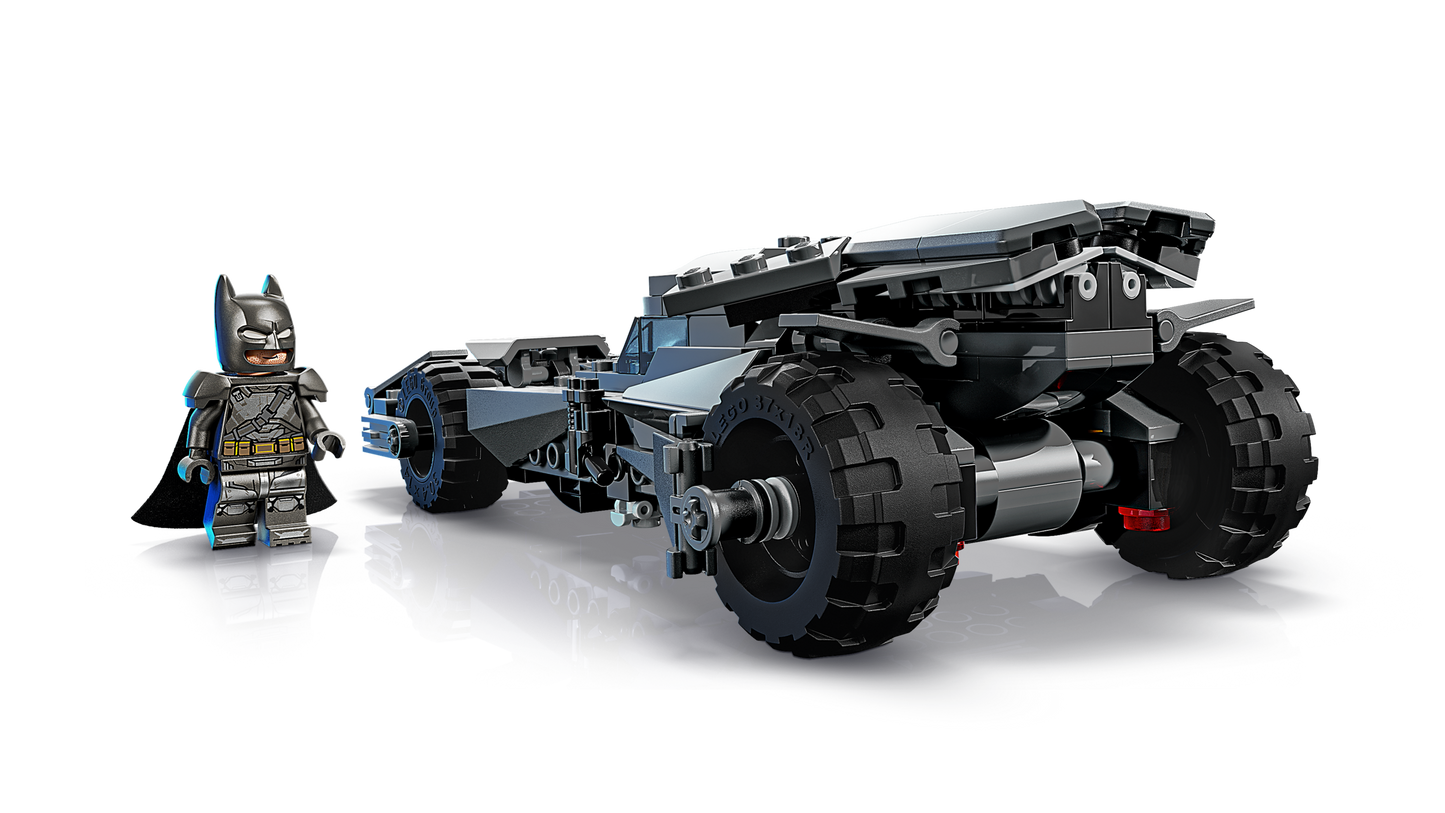 LEGO 76331 Batman v Superman™ Batmobile™