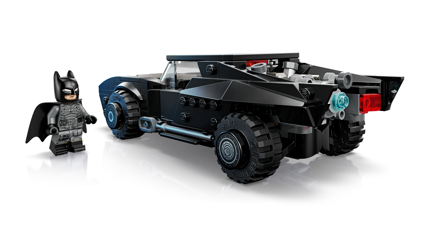 LEGO 76332 Batmobile™ di Batman™