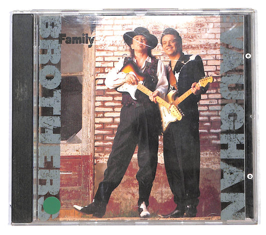EBOND The Vaughan Brothers - Family Style CD CB047902