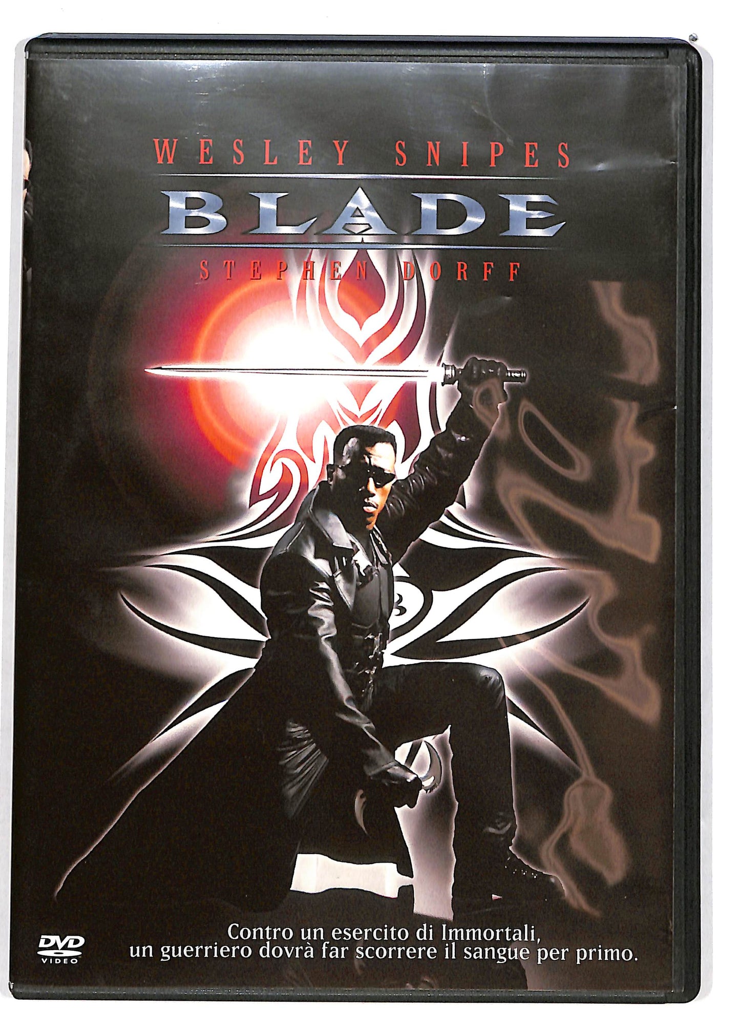 EBOND Blade DVD DB640806