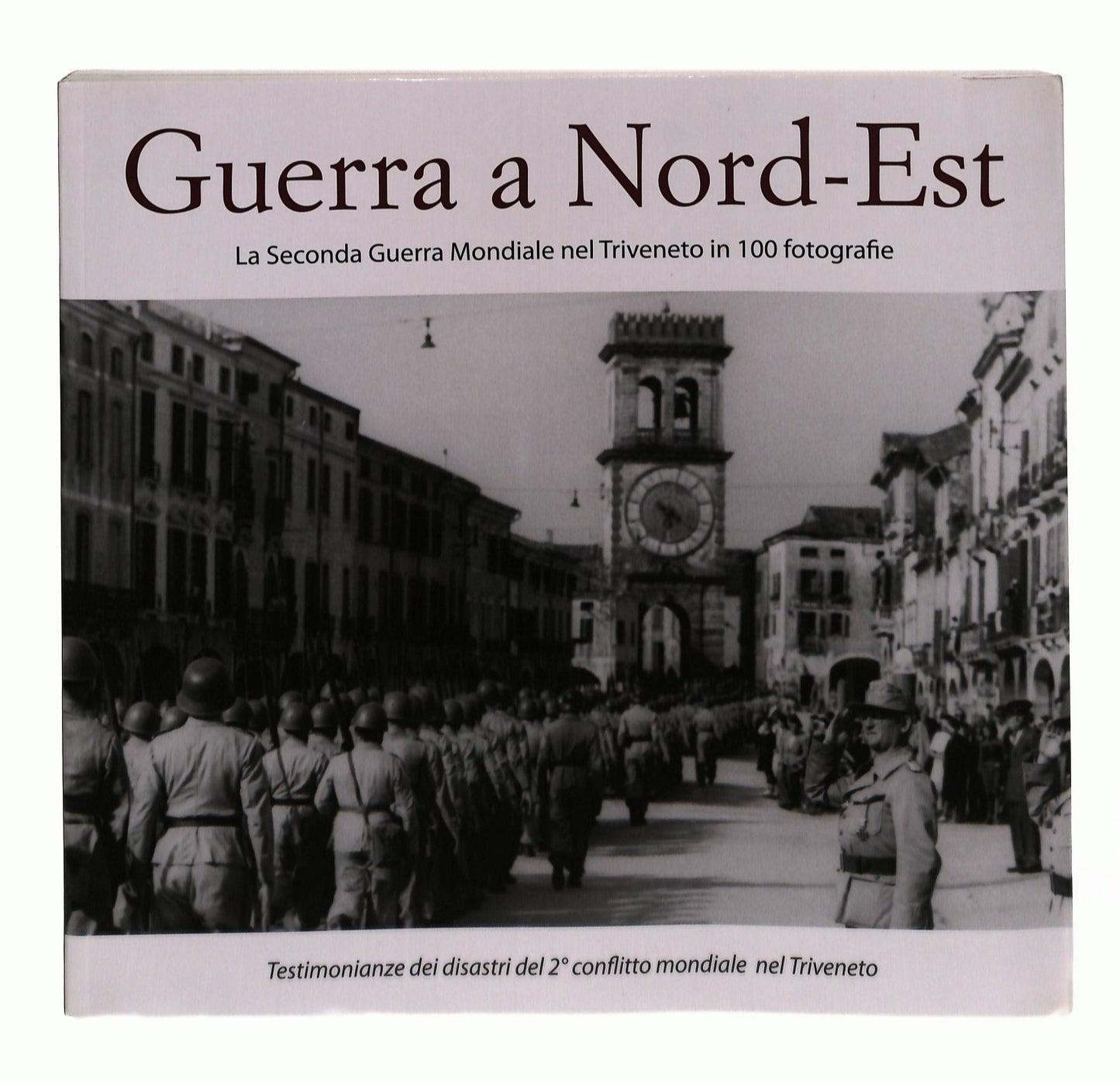 EBOND Guerra a Nord Est Azzurra Publishing Libro LI043786