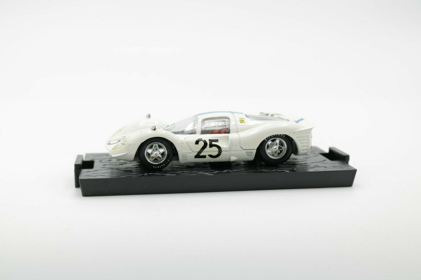 EBOND Ferrari 330-P4 1967 HP 450 Brumm S014 Scala 1:43 S028.