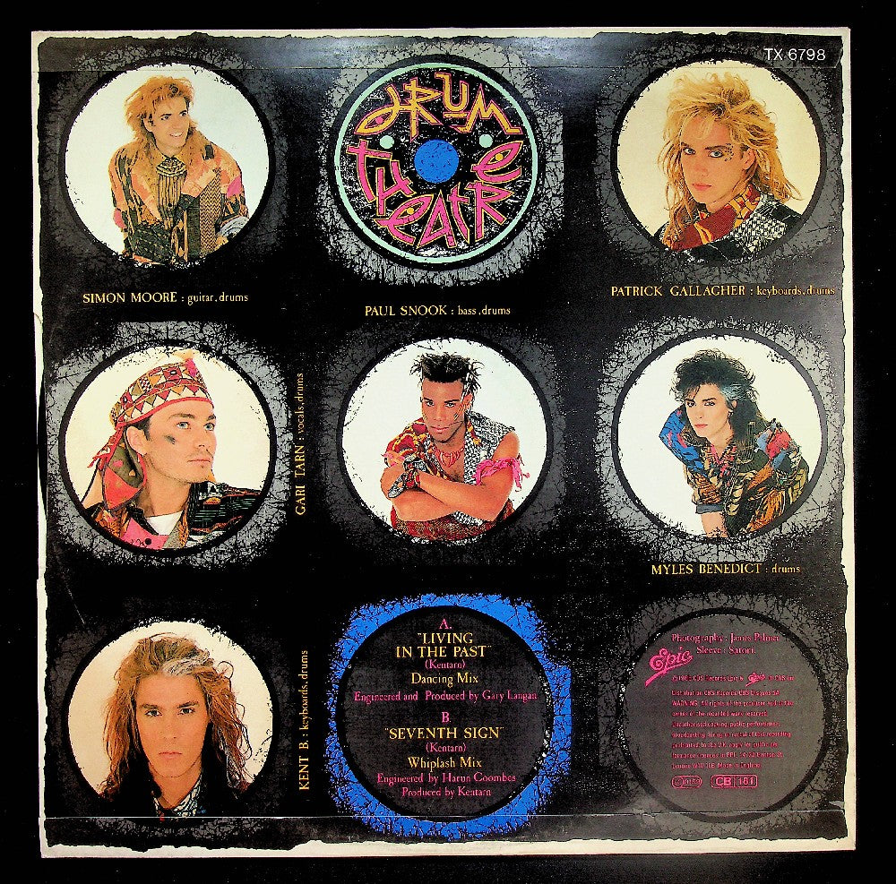 EBOND Drum Theatre - Living In The Past (Dancing Mix) Vinile V041132