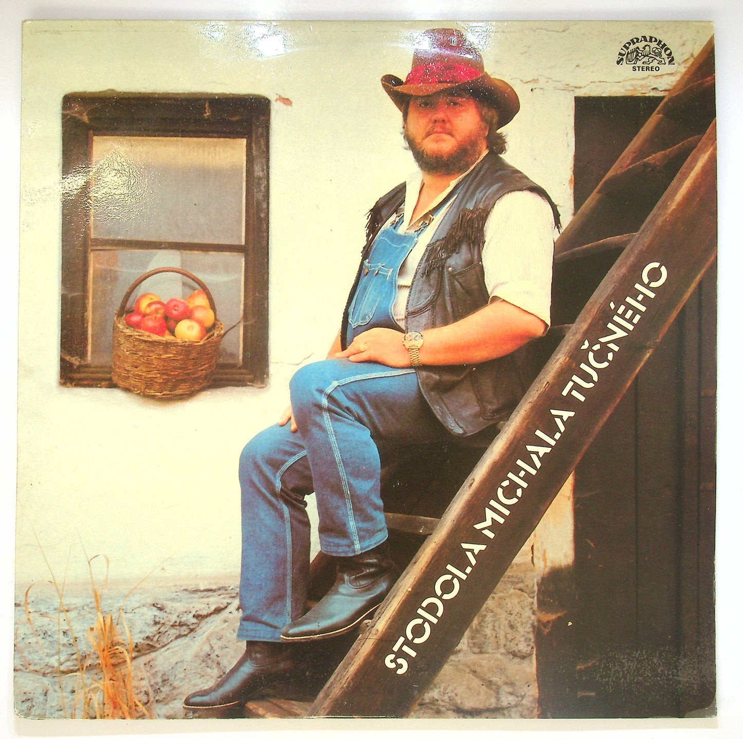 EBOND Michal Tučný & Tučňaci - Stodola Michala Tučneho Vinile V064135