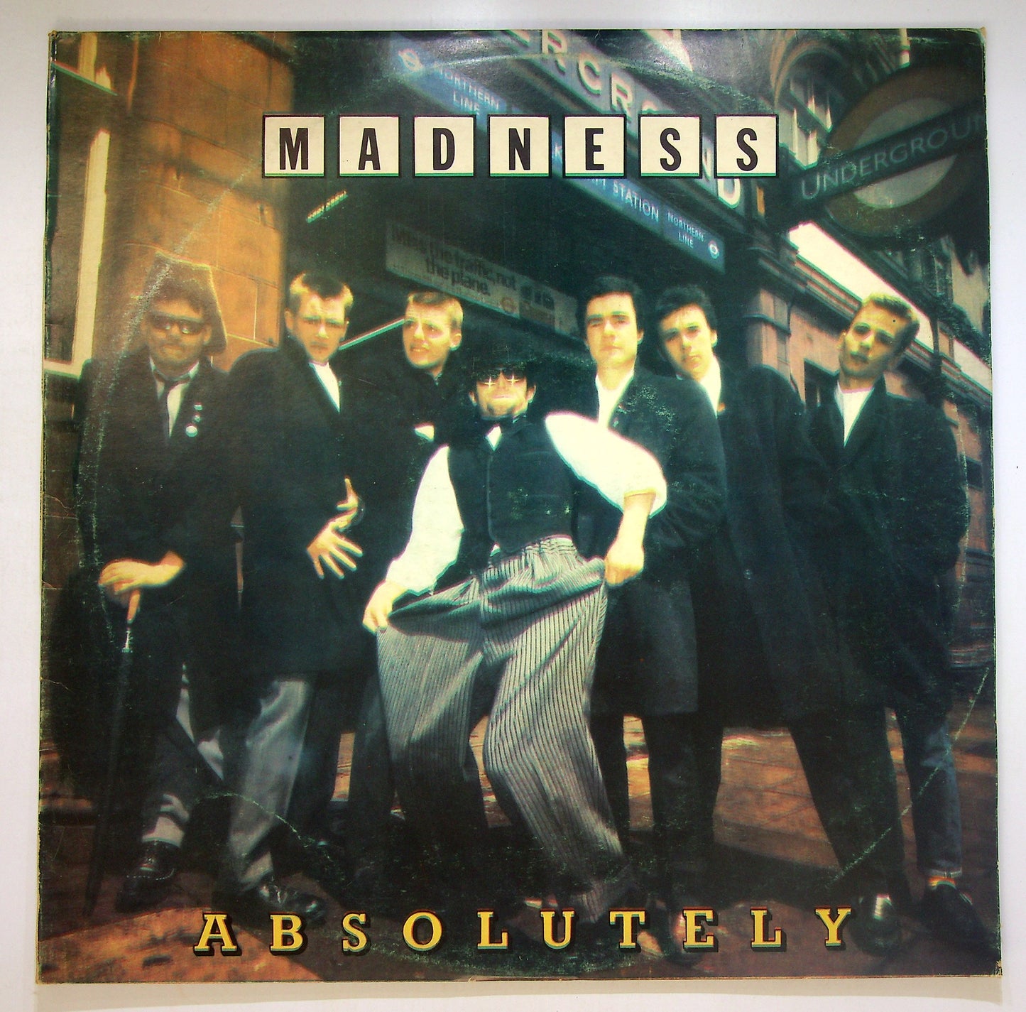 EBOND Madness - Absolutely Vinile V086000