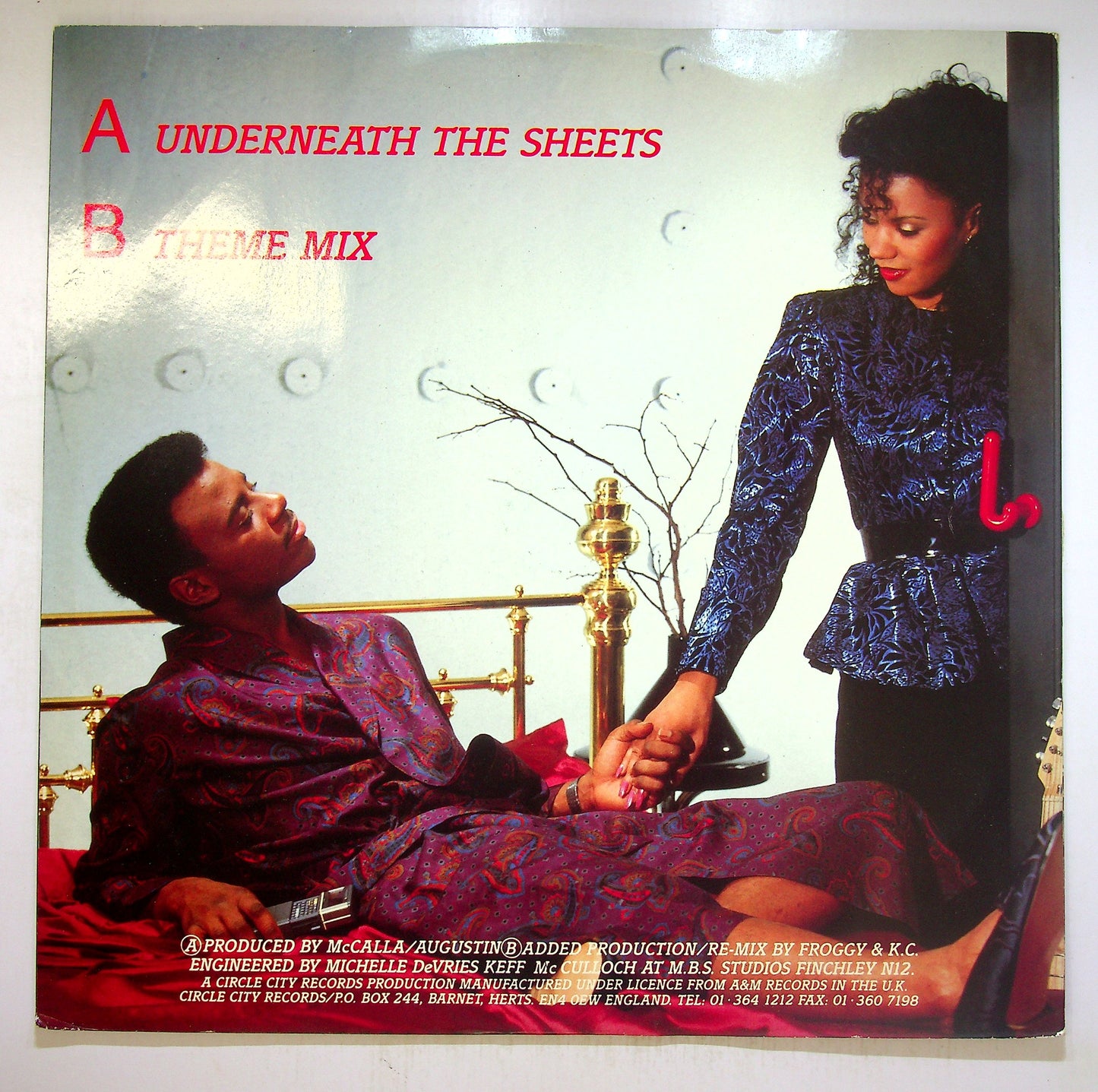 EBOND Nat Augustin - Underneath The Sheets Vinile V093146