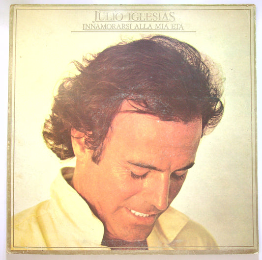 EBOND Julio Iglesias - Innamorarsi Alla Mia Eta Vinile V105006
