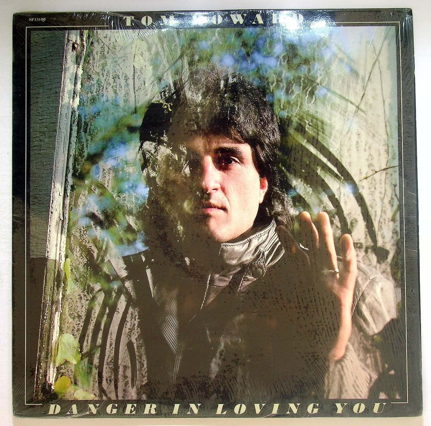 EBOND Tom Howard - Danger In Loving You Vinile V126121