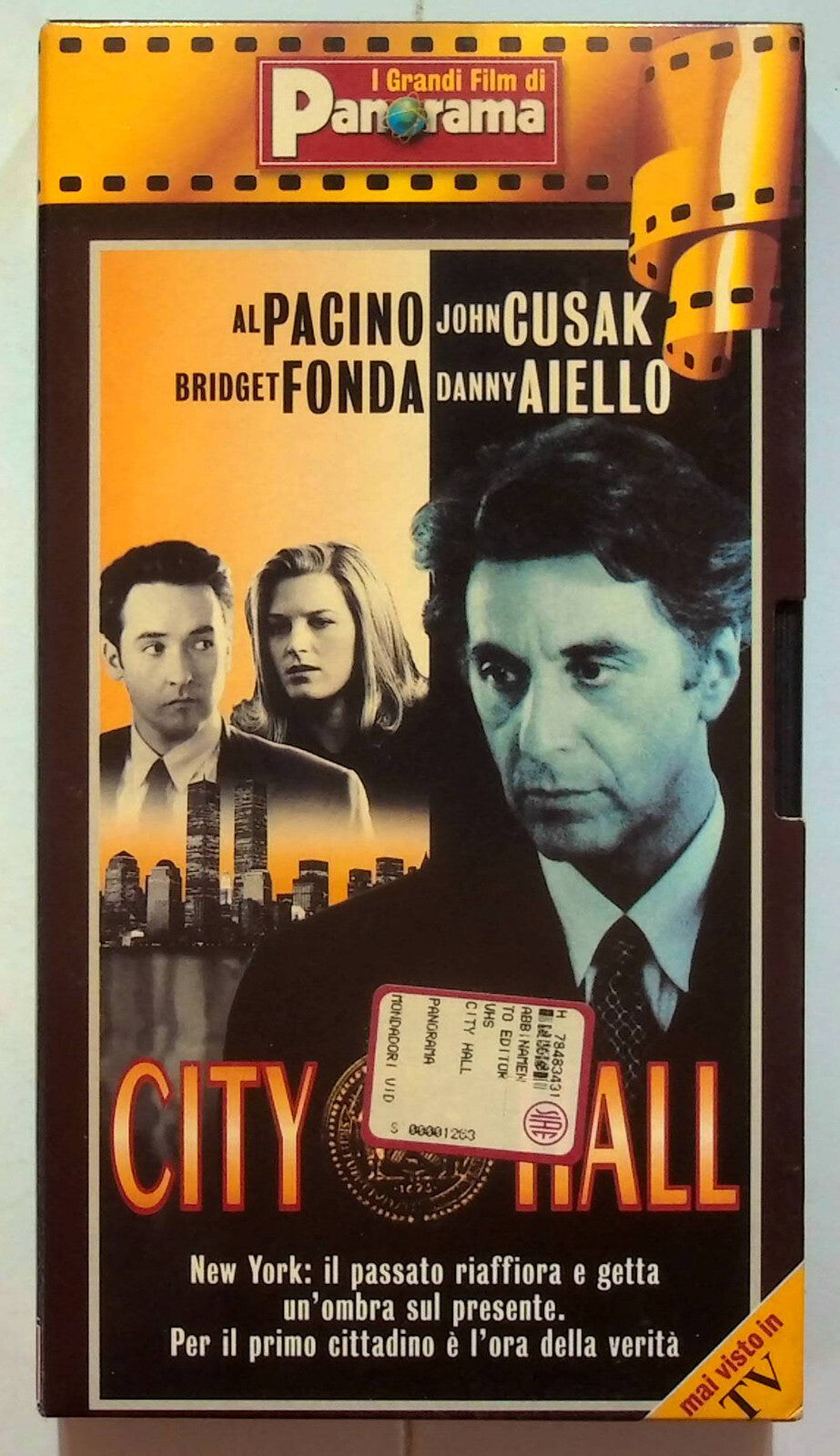 EBOND City Hall Editoriale VHS VH000263