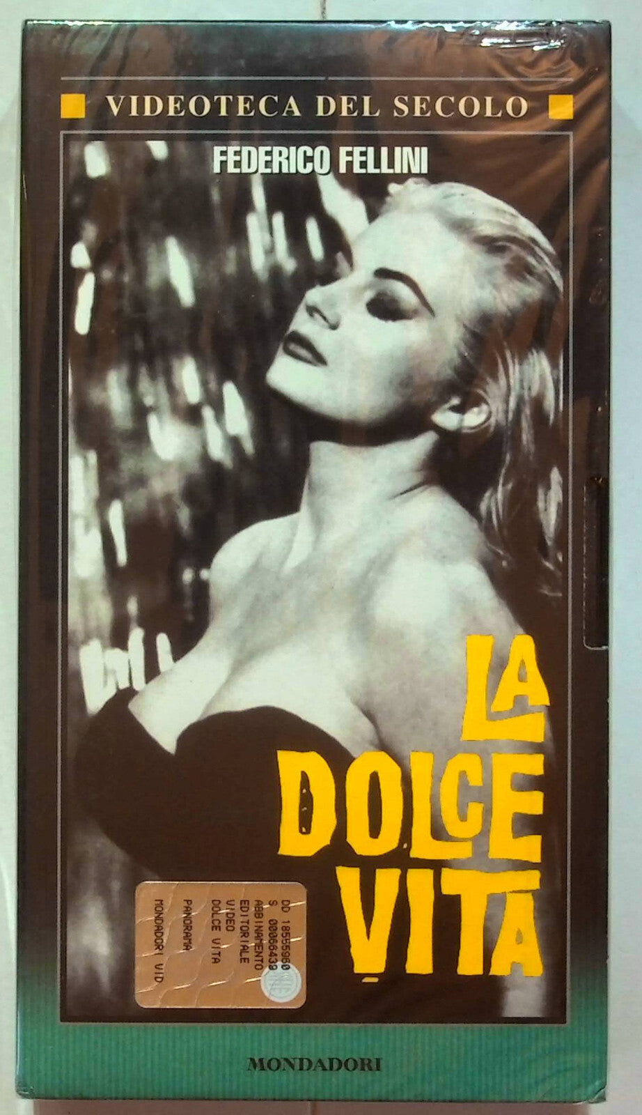 EBOND La Dolce Vita Editoriale VHS VH000982