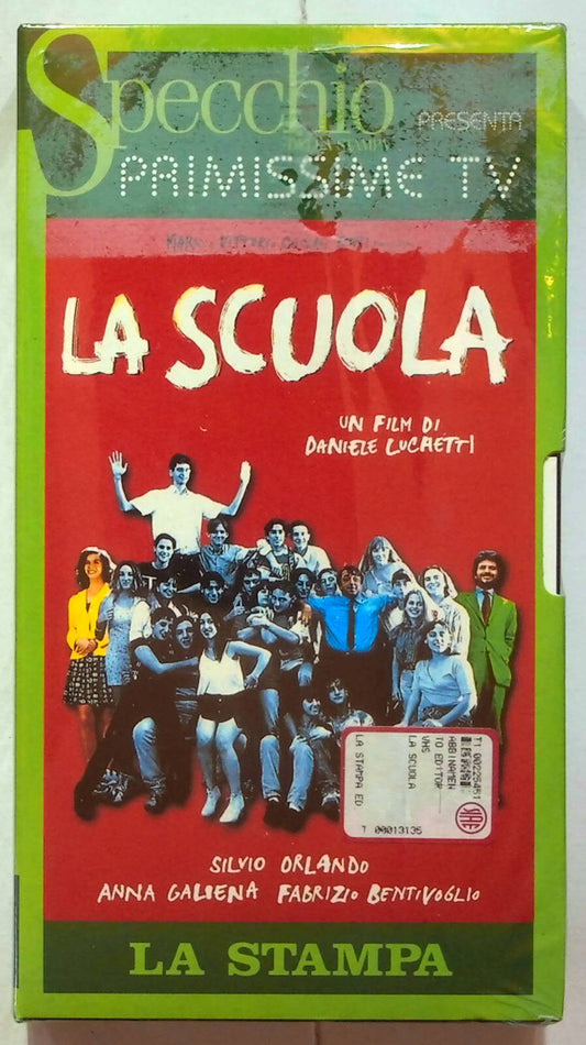 EBOND La Scuola Editoriale VHS VH001766