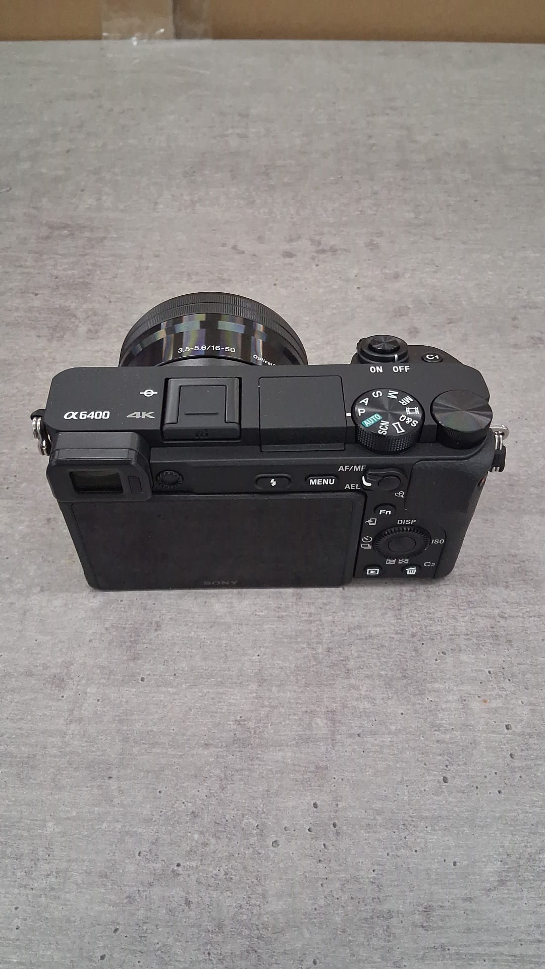 Sony Alpha 6400 + Obiettivo Sony E PZ 16-50 mm F3.5-5.6 OSS – Ex esposizione