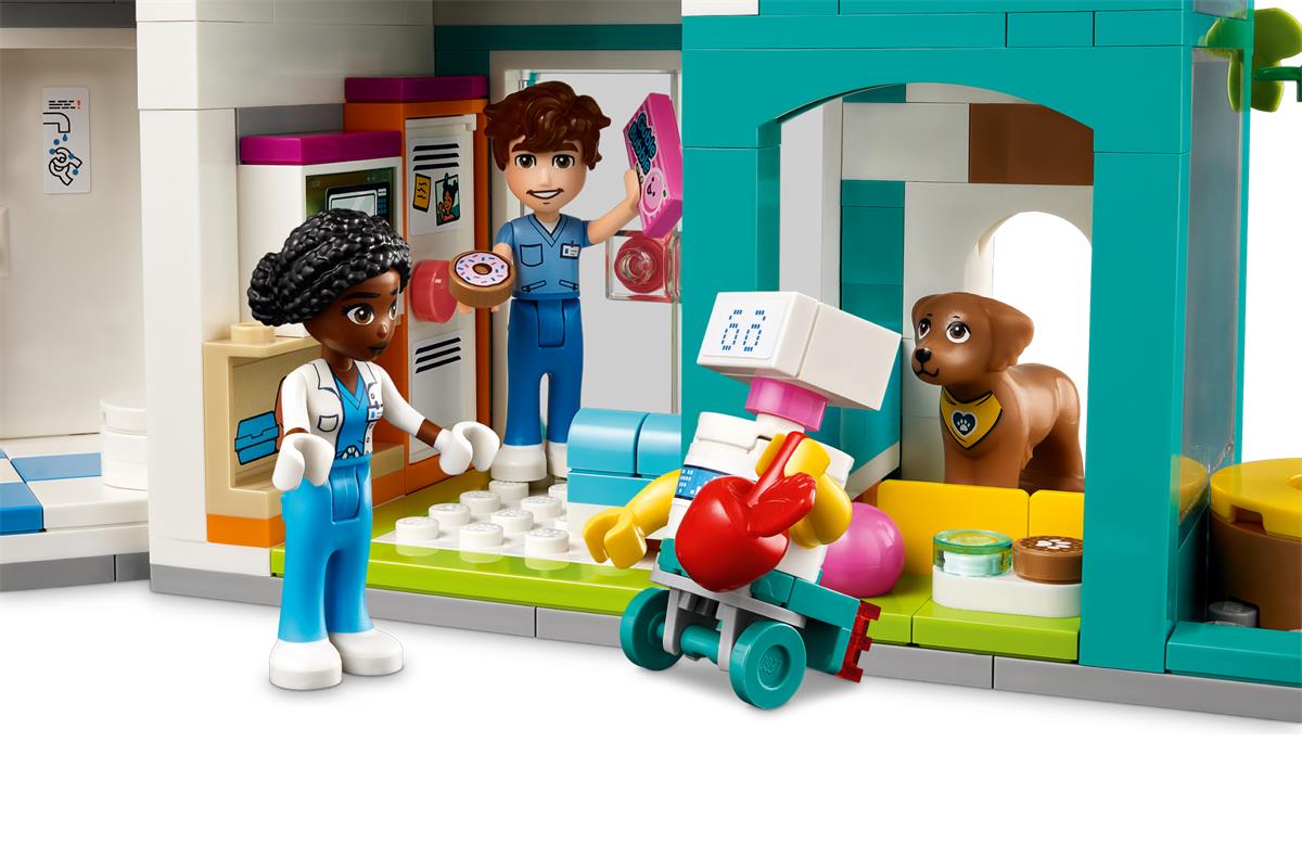 LEGO 42621 Ospedale di Heartlake City