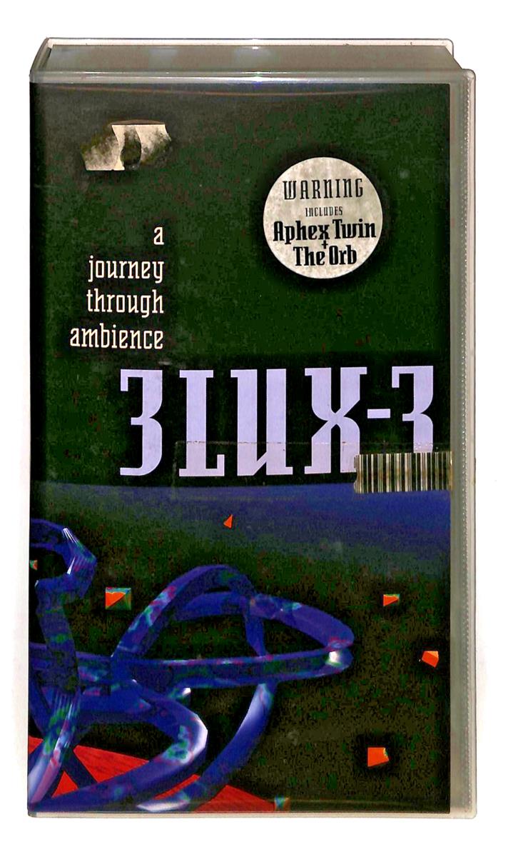 EBOND 3 Lux 3 No Ita In Lingua Inglese VHS VH003806