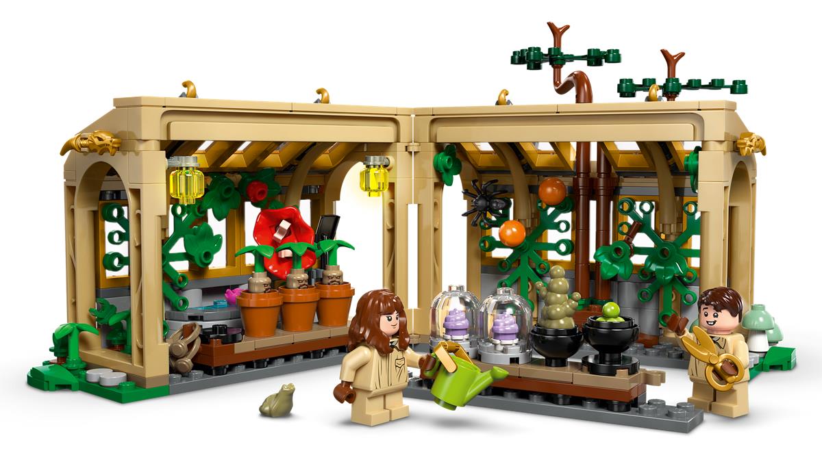 LEGO 76445 Castello di Hogwarts: lezione di erbologia