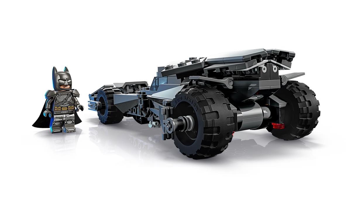 LEGO 76331 Batman v Superman™ Batmobile™
