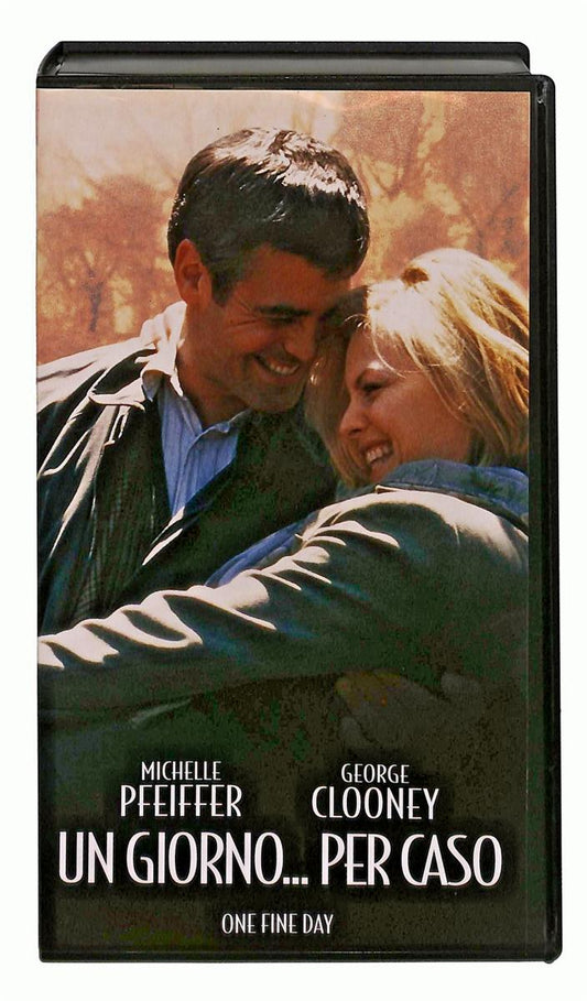 EBOND Un Giorno Per Caso Fox VHS VH004817