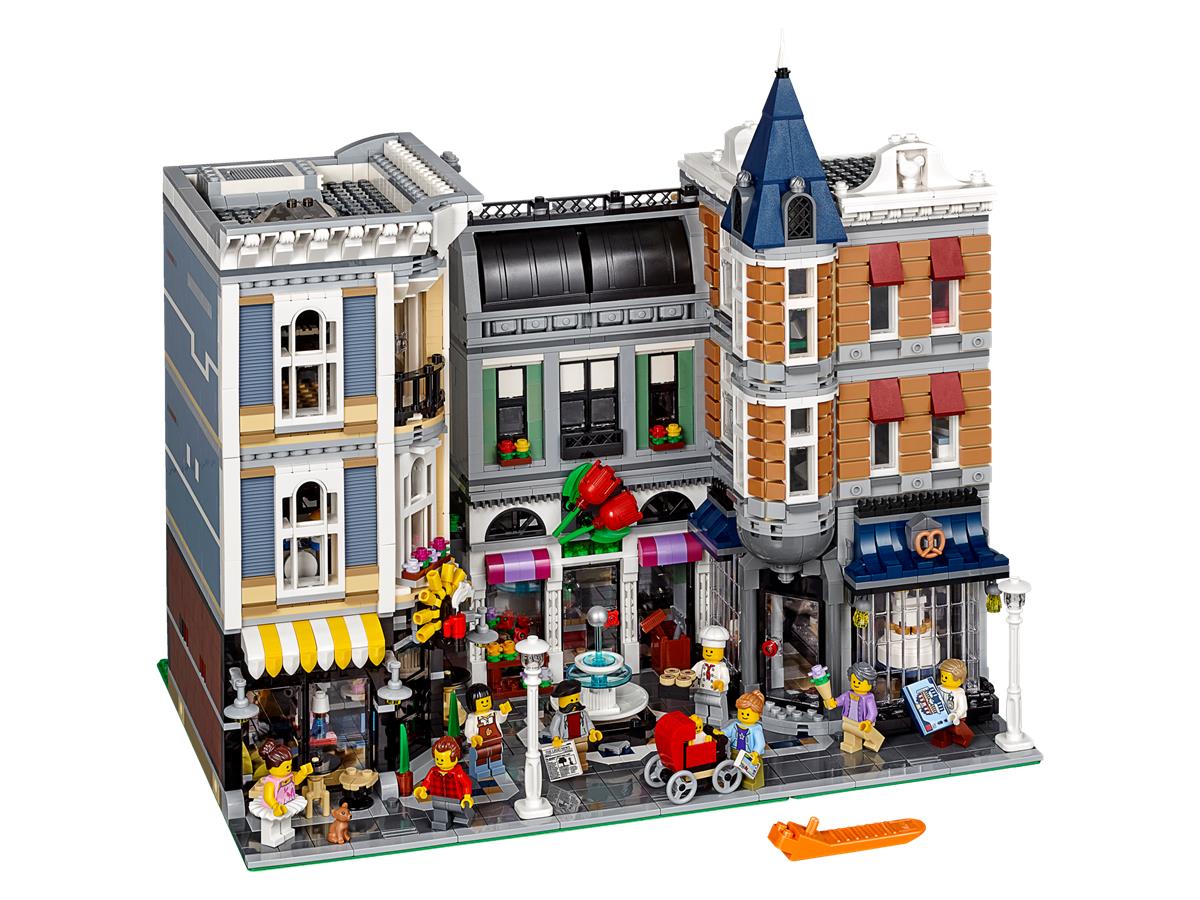 LEGO 10255 CREATOR EXPERT PIAZZA DELL'ASSEMBLEA. CARRYOVER