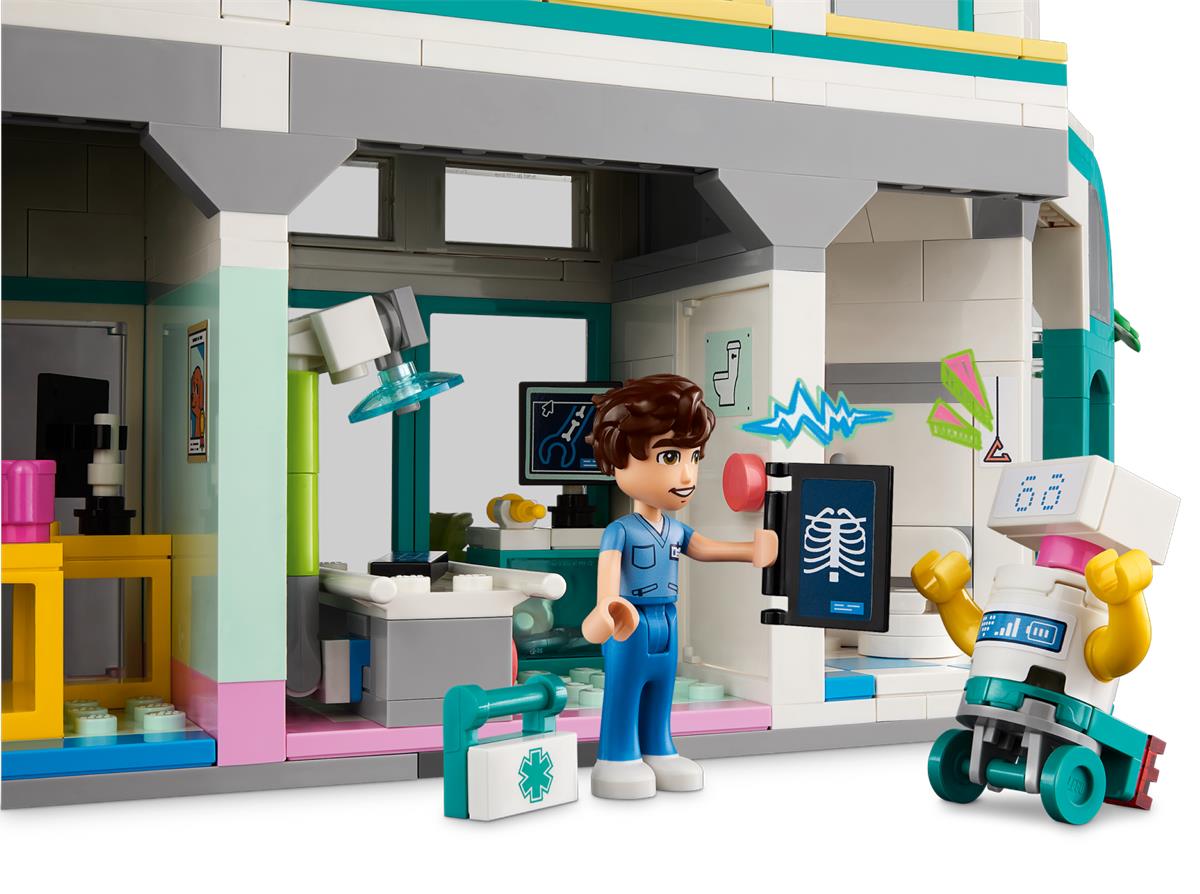 LEGO 42621 Ospedale di Heartlake City