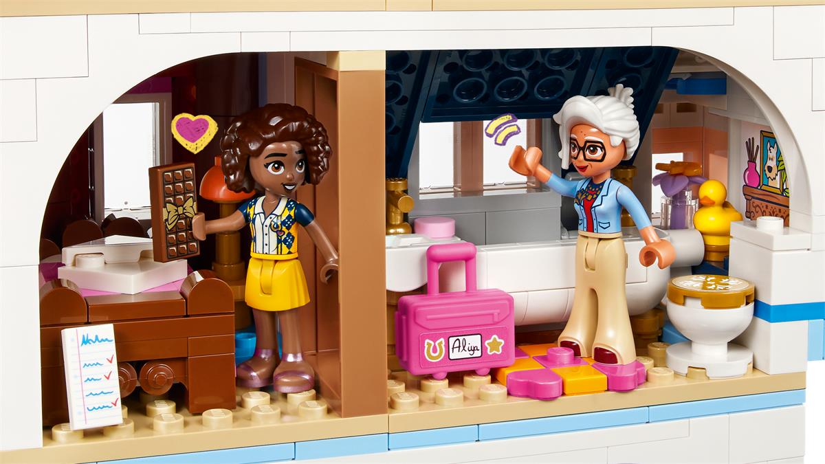 LEGO 42638 Bed And Breakfast al Castello