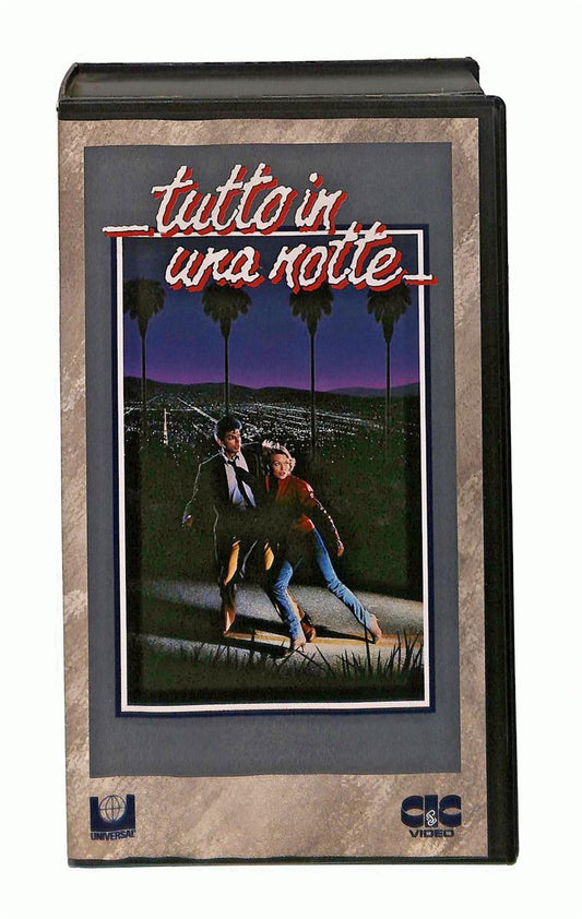 EBOND Tutto In Una Notte Universal Cic VHS VH003307