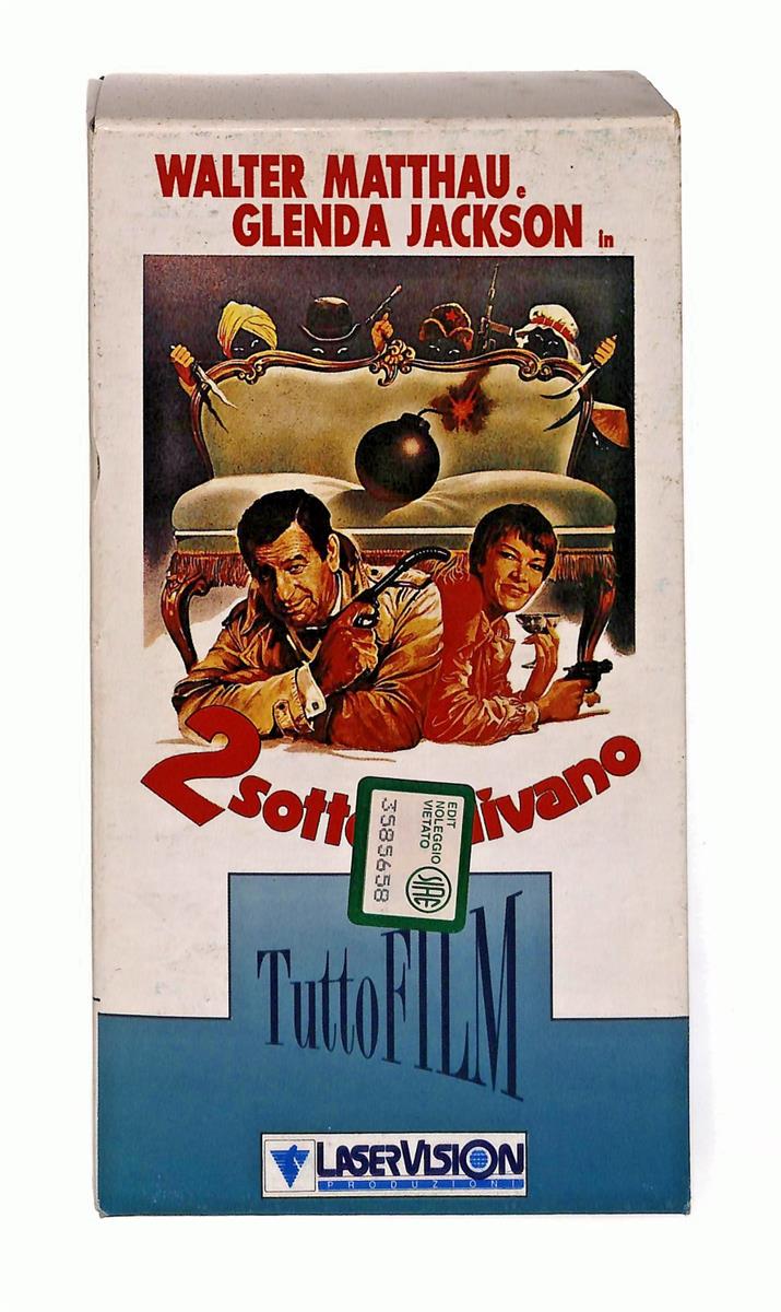 EBOND 2 Sotto Il Divano Laservision VHS VH003634