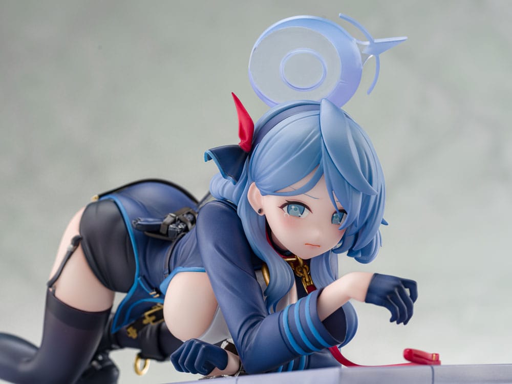 Blue Archive PVC Statue 1/7 Ako Memorial Lobby Ver. 23 cm P032780