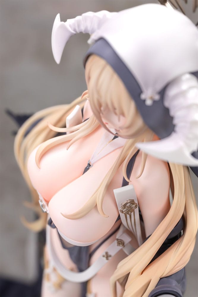 Azur Lane PVC Statue 1/6 Implacable 31 cm P032829