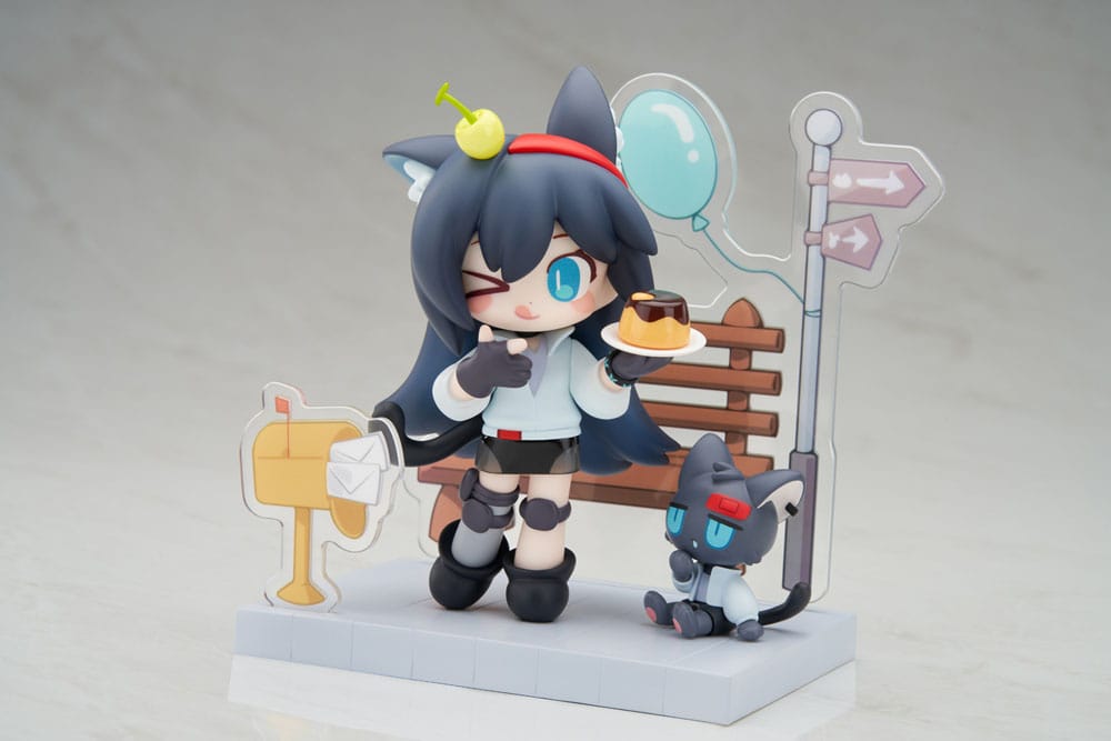 Arknights PVC Statue Dessert Time Series Q-figure Blaze 11 cm P032919