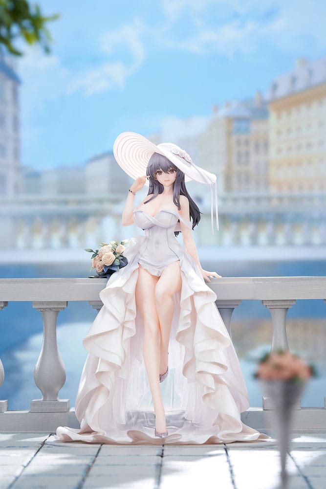 Azur Lane PVC Statue 1/7 Charybdis Brilliant Belle Ver. 27 cm P032932