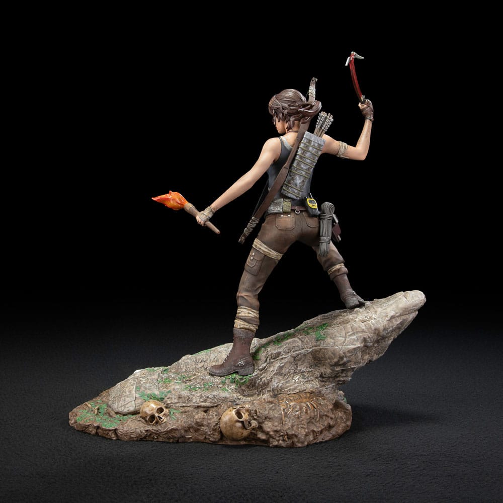 Tomb Raider PVC Statue Lara Croft Survivor Era 33 cm P035816