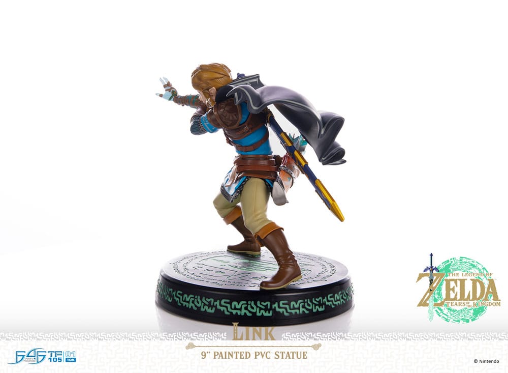 The Legend of Zelda: Tears of the Kingdom PVC Statue Link 18 cm P065678